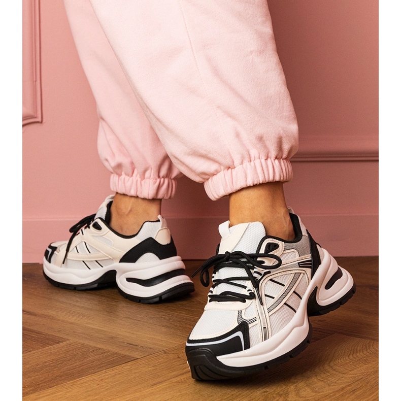 Bijelo -bijele sportske tenisice na ogromnom potplatu bijela 1