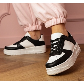 Crne sportske tenisice na platfotmu crno 1