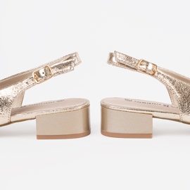 Goodin Zlatne sandale s niskim slovima zlatni 1