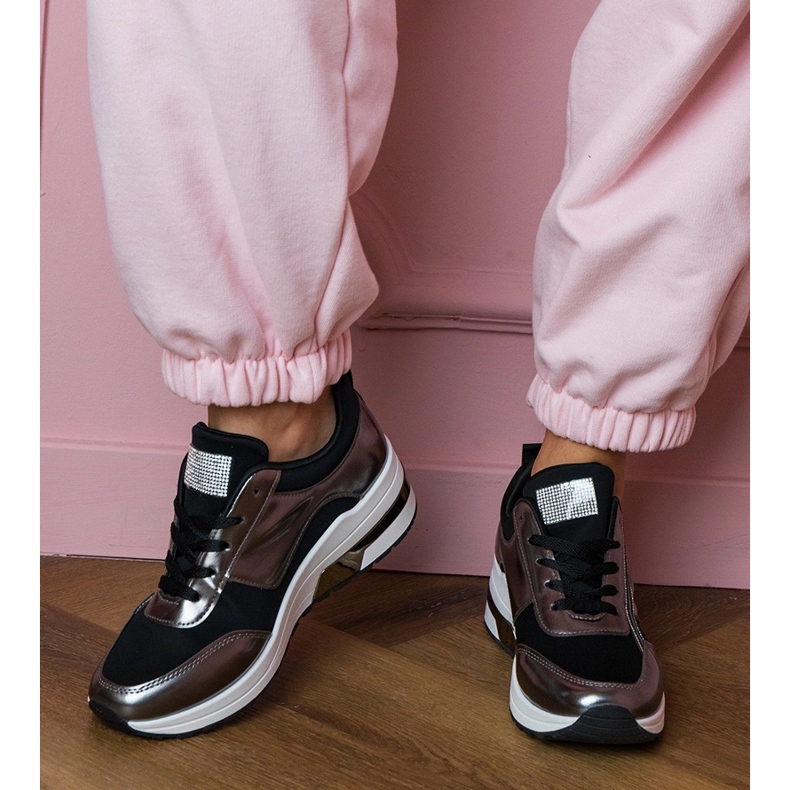 Crne tenisice s cirkonima i metalno umetanje crna 1