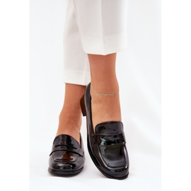 Crne crpke s niskim udjelom u obliku slova crna 2