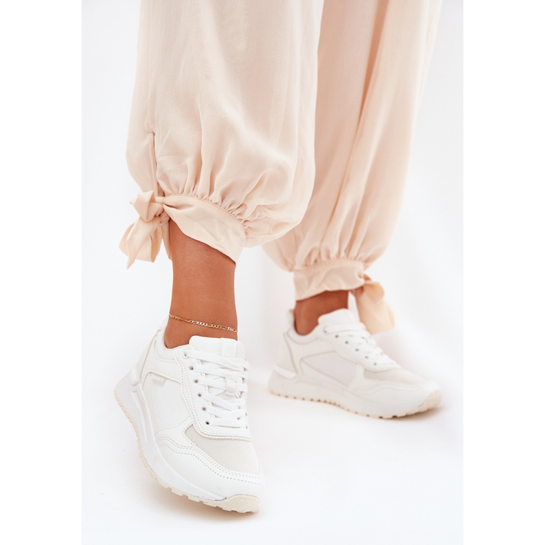 Ženska sportska obuća Bijela 2