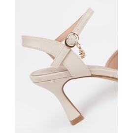 Goodin Lagane bež pumpe s otvorenom petom 1