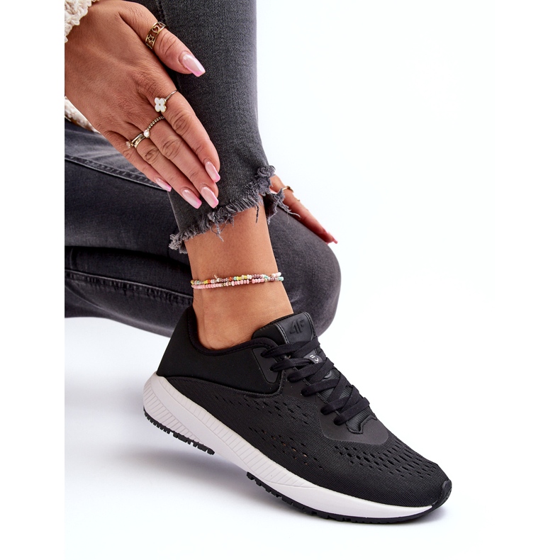 Ženska sportska obuća 4F 4FRSS24FSPOF056 crna crno 5