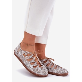 Kožne balerine s izrezanim maciejka 06835-25/00-1 zlato zlatni 1