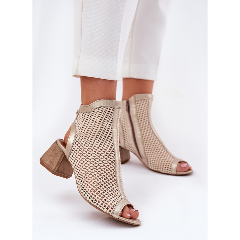 Ženske kožne visoke potpetice s otvorenom Maciejka petom 06899-25 Golden-Beige bež 2