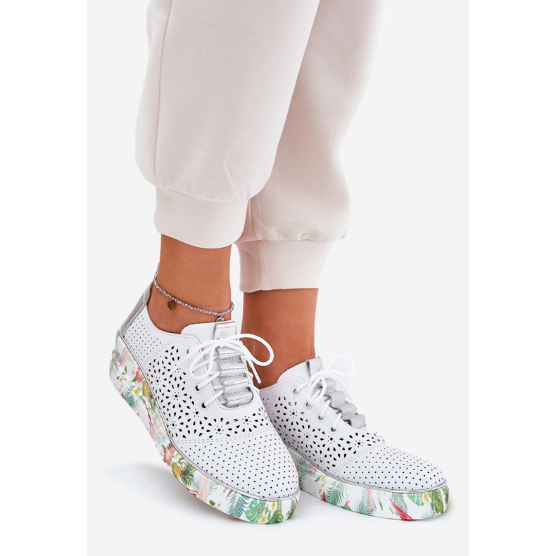 Ženske kožne cipele Artiker 56C1799 bijelo i srebrno bijela 1