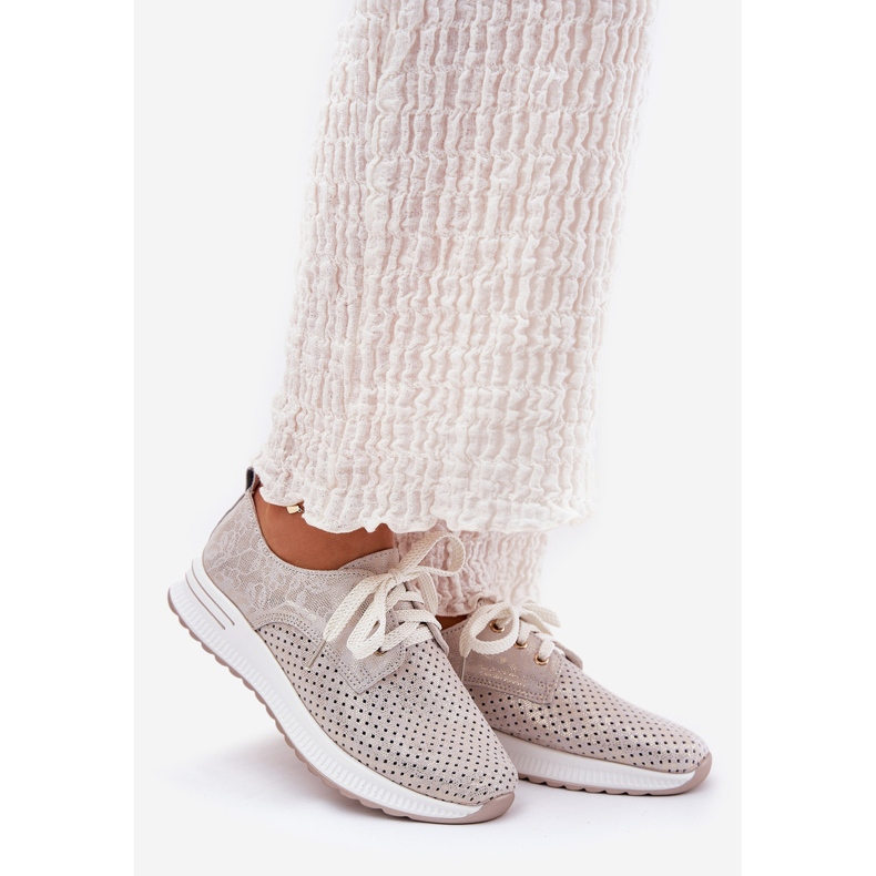 Kožna lagana ženska cipela na Artikeru 56C2113 Beige-Gold platforma bež 1