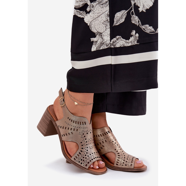 Otvorene ženske sandale na Zlatnom postu zlatni 1