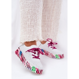 Ženske kožne tenisice na uzorci na bijeloj platformi Vinceza 88017 bijela 2