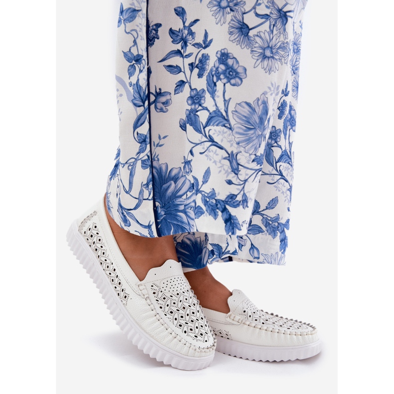 Vinceza Ženske kožne lomace s otvorenim uzorkom Vincez 88028 White bijela 1