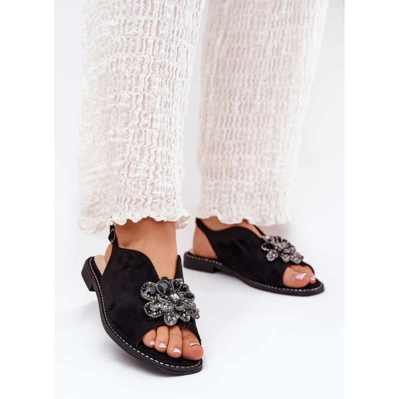 S.Barski Ženske sandale s ravnim petom s ukrasom S. Barski KV27-001 crna 2