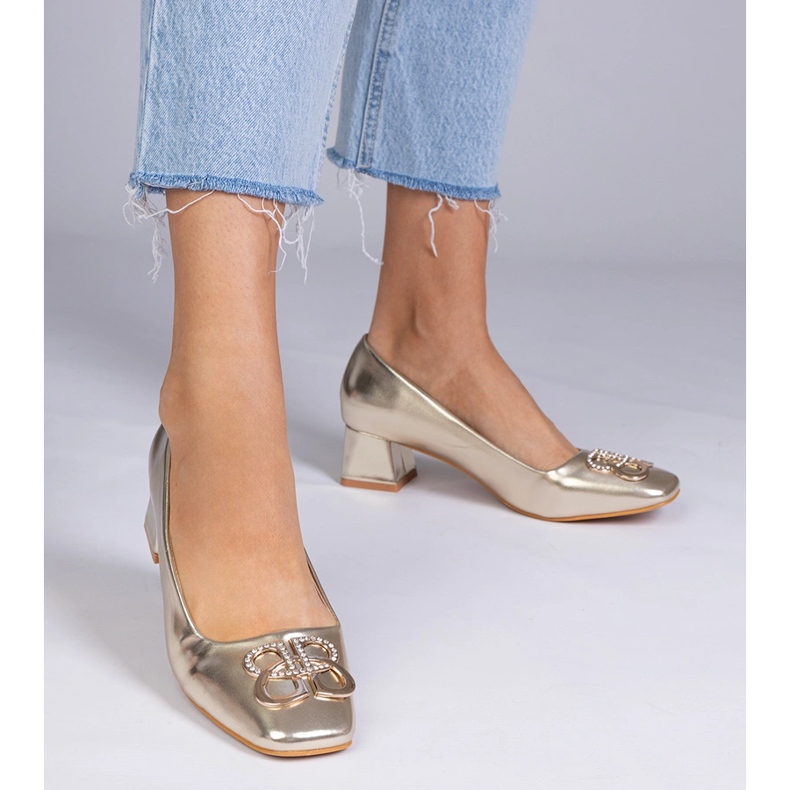 Zlatne pumpe s niskim potpeticama s cirkonima zlatna 1