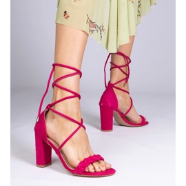 Ružičaste sandale vezane na stanju ružičasta 1