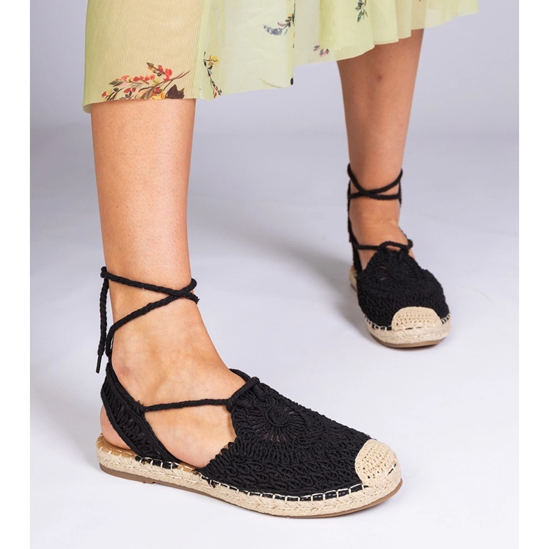 Crni ravni sandale s espadrilom crna 1