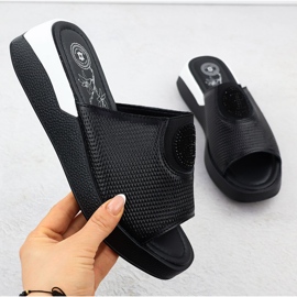 Ženske kožne papuče Udobno crni jezzi 8479 crna 1