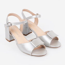 Sergio Leone Sandale na stupu žena s otvorenom srebrnom petom srebro 1