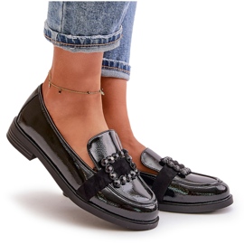 Ženske lakovane mokasine s ukrasom, crne Vinceza 58389 crna 4