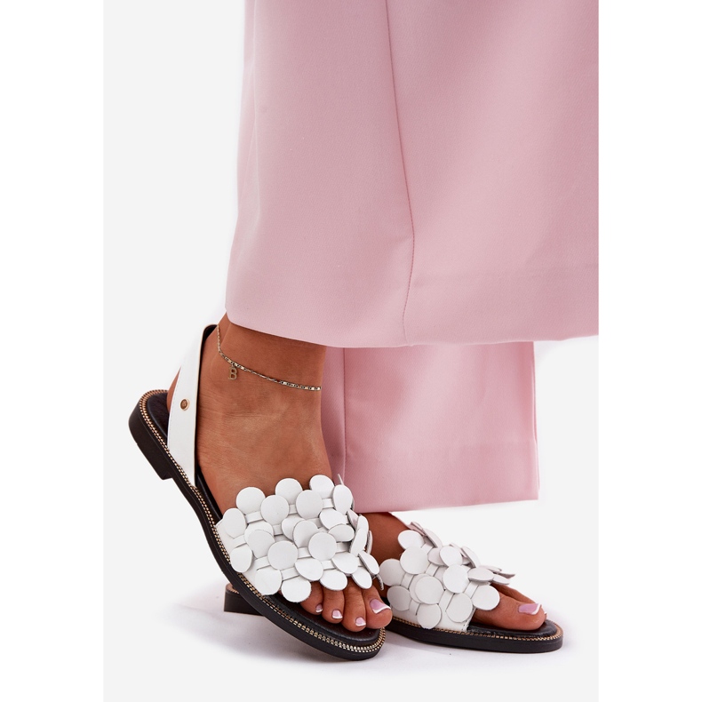 Kožne sandale s ravnim potpeticama Zazoo 40425 bijela 1