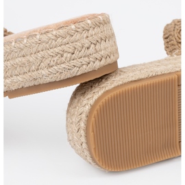 Seastar Beige zaklopke pletenice na platformi s kopčama bež 1