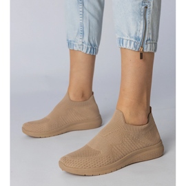 Bež sportske tenisice s gornjim dijelom sockinga 1