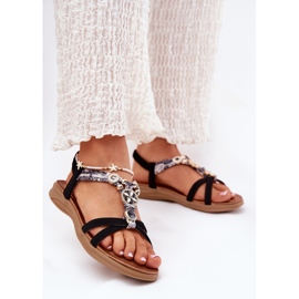 Ravne ženske sandale s Artikerom 54C1334 Crni ukrasi crna 2