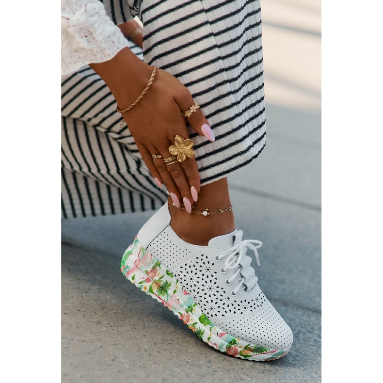 Kožne otvorene ženske cipele za Artiker 56C1532 White bijela 2