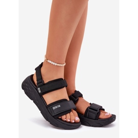 Big Star Ženske sportske sandale na velikoj zvijezdi RR274A077 Crna platforma crno 1