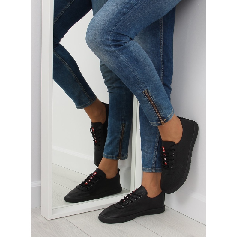 Crne ženske mekane tenisice NB190P Black crno 1