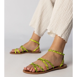 Žute sandale na ravnom potplatu žuta boja 1