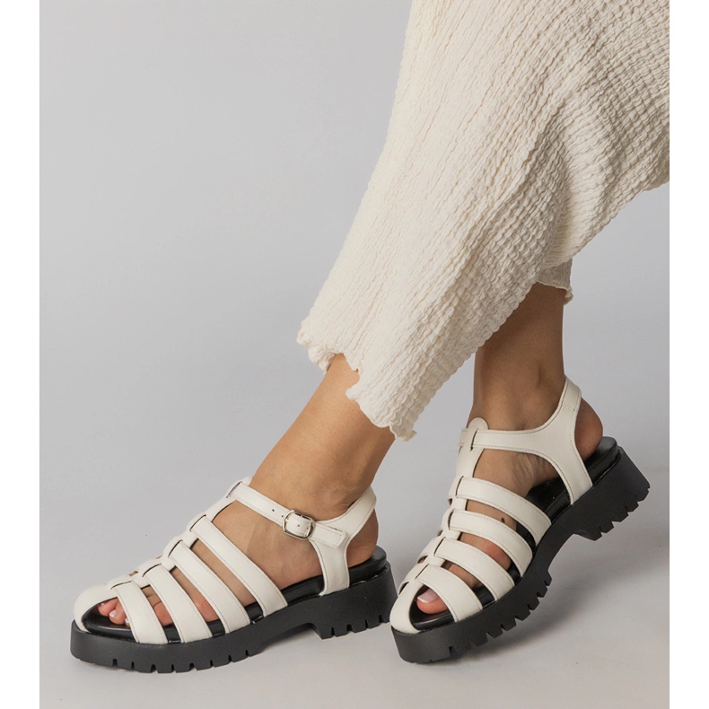 Bijele sandale na platformi s linijom prsta bijela 2