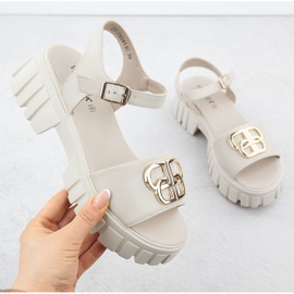 Ženske kožne sandale na jastučiću beige Vinceza 79541 bež 1