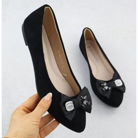 Ženske balerine s pramčanim crnim Potocki BB23310 crna 1