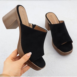 Ženski antilop lepršavi na crnom Potocki Posti 54309 crna 1