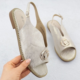 Ženske sandale sagrađene ukrasom zlatnih 43329 Potocki zlatna 1