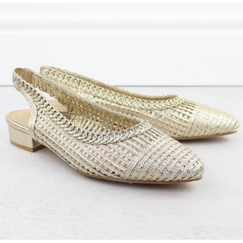 Ženske sandale otvorenih u zlatnom Spitz T.Sokolski L25-334 zlatna 2