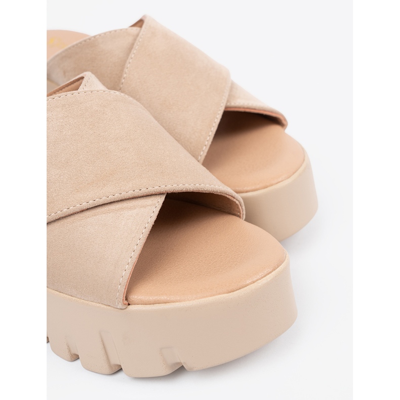 Seastar Ženske bež sandale na klin od brušene kože 2