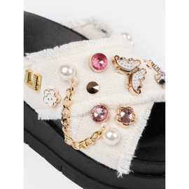 Seastar Bijeli okretni lepci na crnoj platformi s igle bijela 1