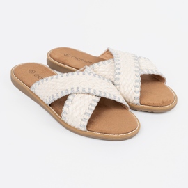 Bijele zaklopke pletene na ravnom potplatu bijela 1