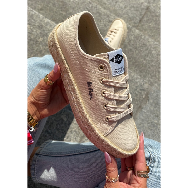 Ženske tenisice s Lee Cooper LCW-25-44-3215 pletenica bež 1