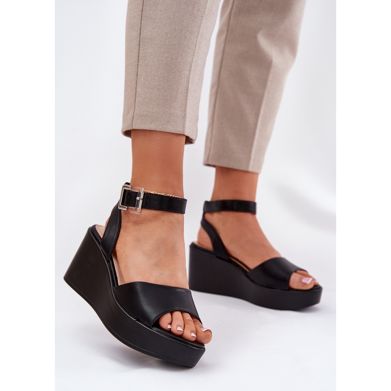 Ženske crne sandale na klinovima crna 2