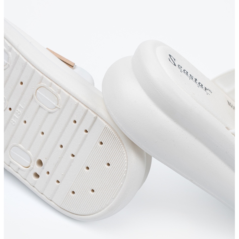 Seastar Papuče sa zlatnim kopčama na bijeloj platformi bijela 1