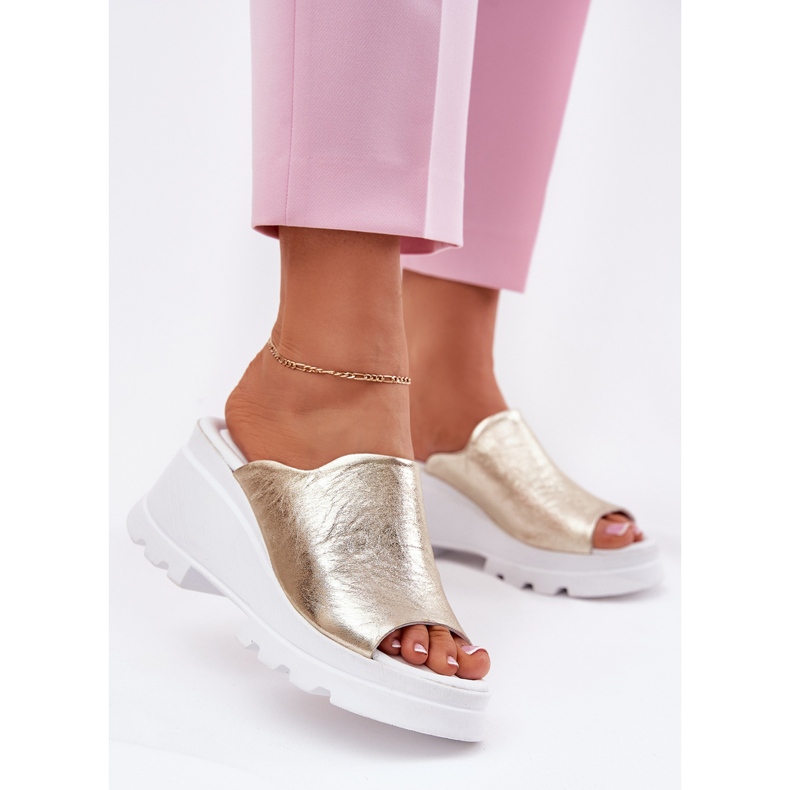 Kožni klinovi na Artiker 56C0435 PLN zlatna 2