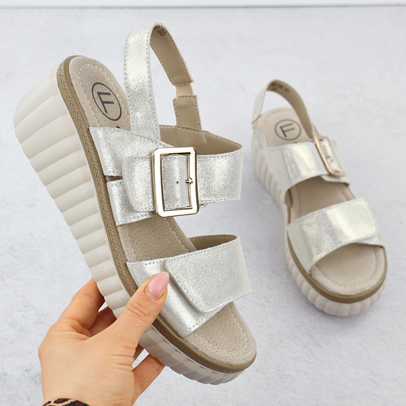 Filippo 7040 kožne kožne sandale zlatna 1