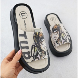 Ženske kožne papuče s tiskom bež Filippo DK6158 1