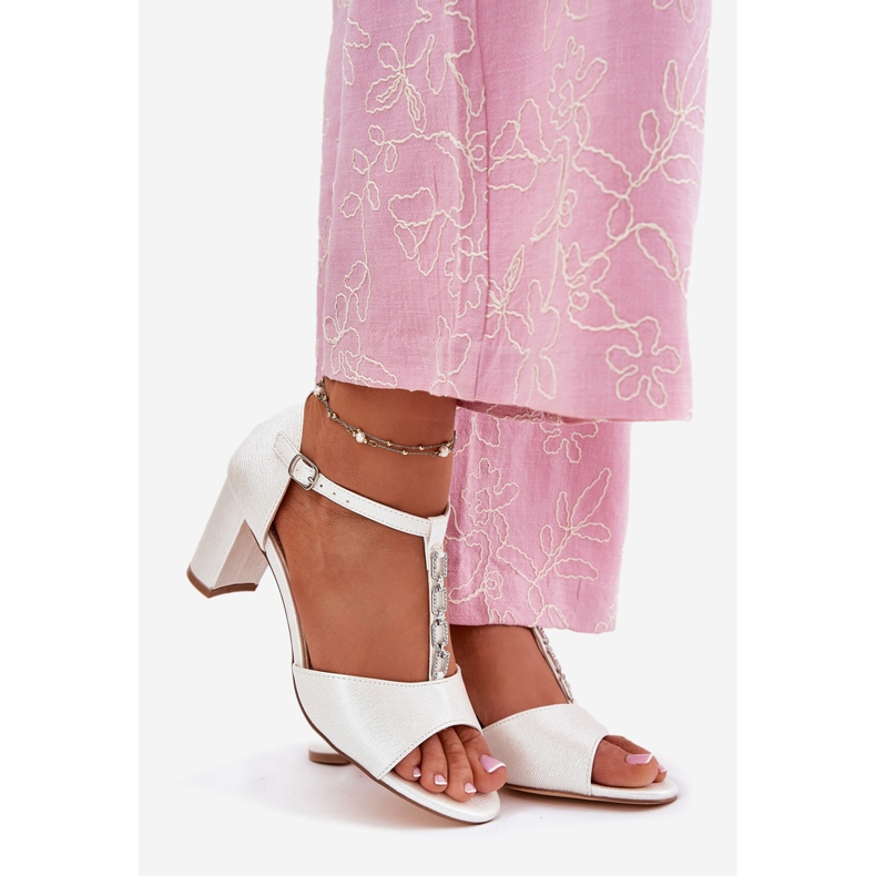 EVento Ženske sandale na poštu s ukrasnom ukusnom kožom bijela 1