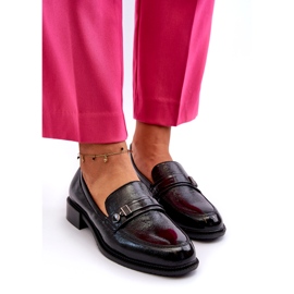 Vinceza Ženski lakirani crni loaferi s ukrasom crna 2