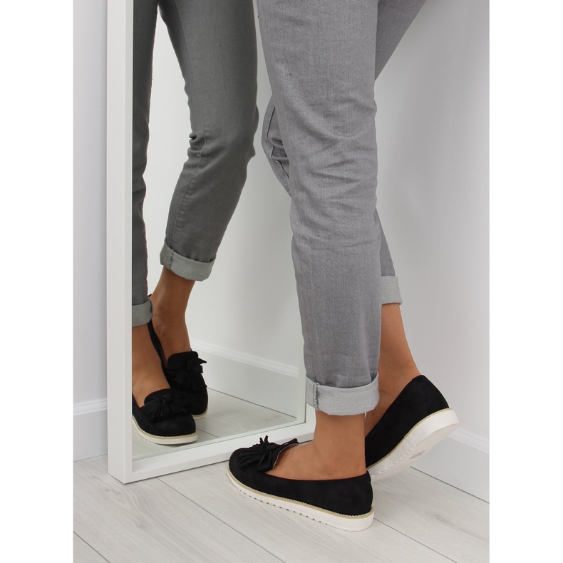 Crne Ženske mokasinke s resama 7214 Crna 1