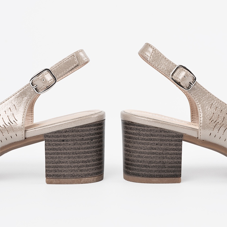 Sergio Leone Zlatne sandale s niskim slovima zlatna 1