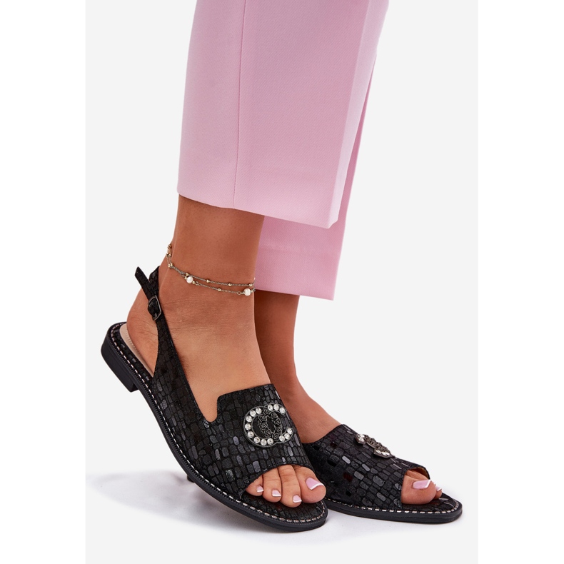 S.Barski Kožne sandale s ukrasom s ravnim petom S. Barski KV51-096 crno 1